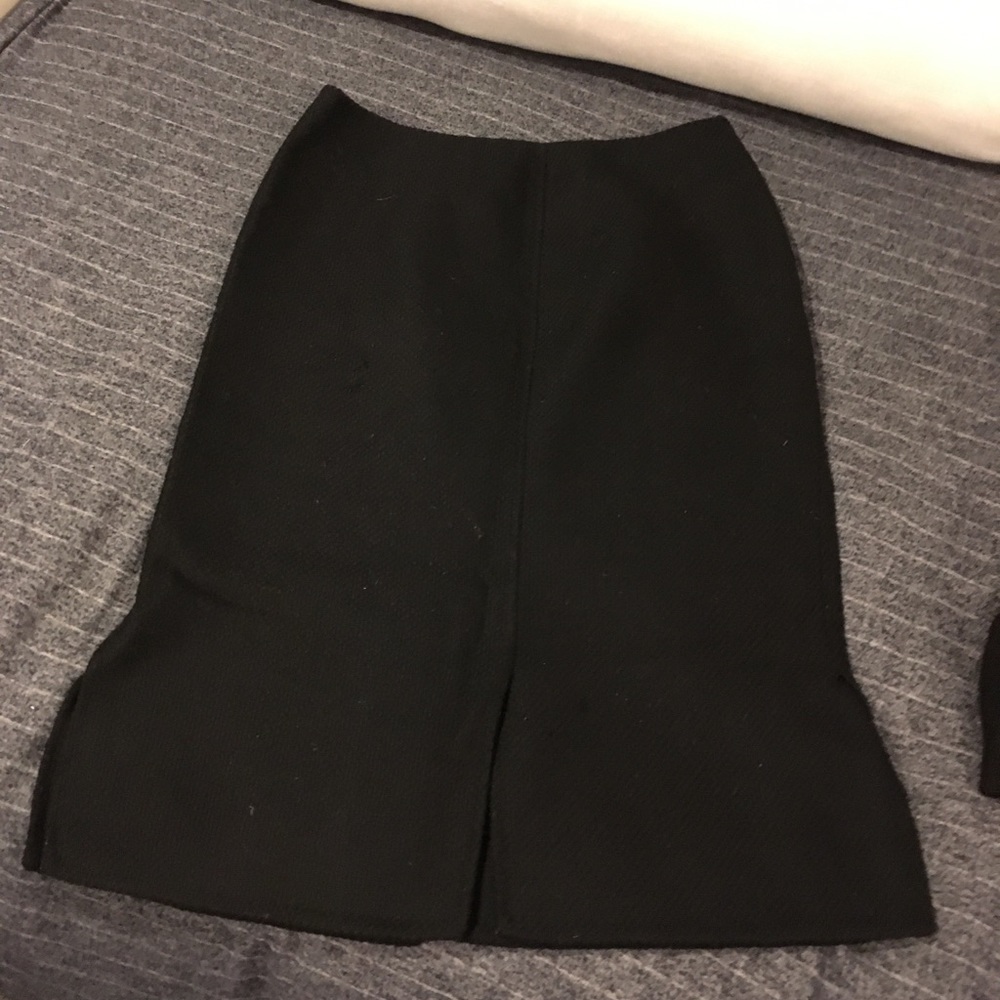 Prada black wool midi skirt 44. 29” waist 26.5” length.